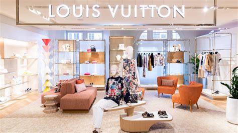 Louis Vuitton Hangzhou Tower Women Store in Hangzhou, 